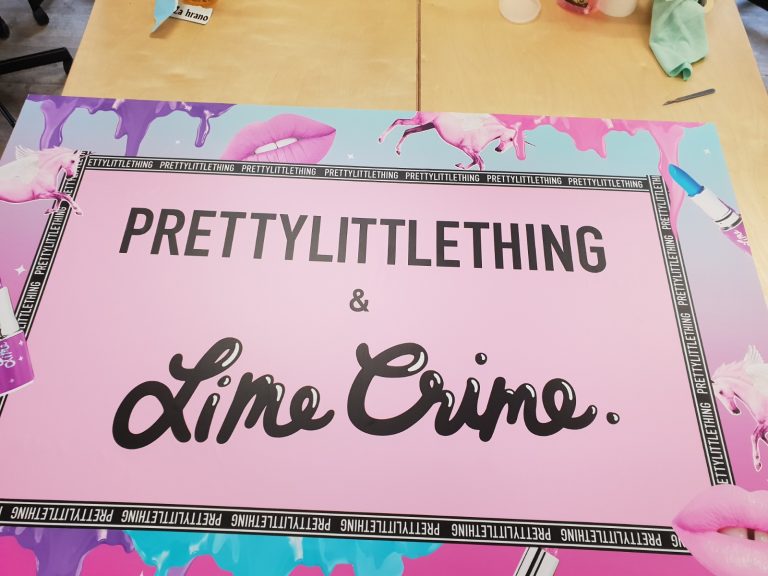 Pretty Little Thing Foamex