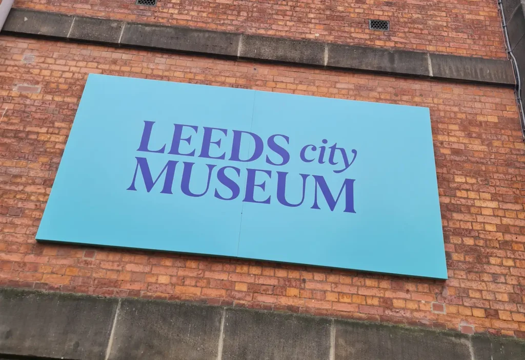 Large Leeds Sign tray for Leeds City Museum